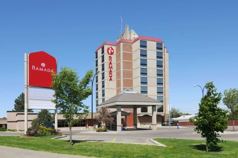 Ramada inn image 768x510