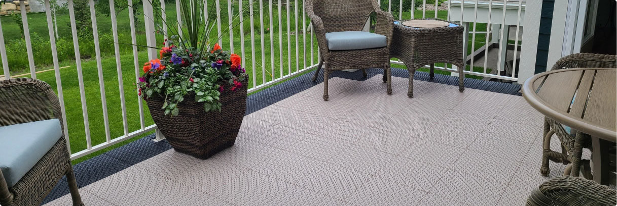 Snapgrid interlocking patio tiles